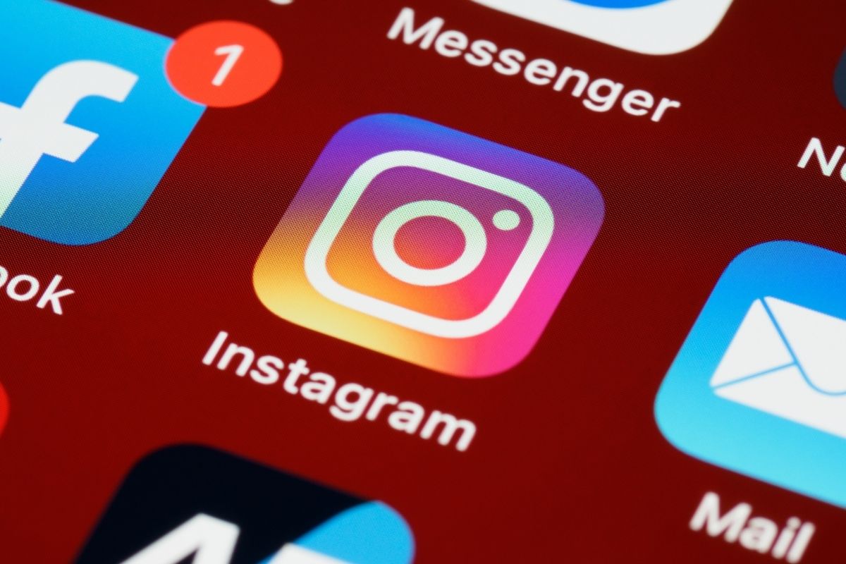 حذف حساب انستقرام مؤقتا